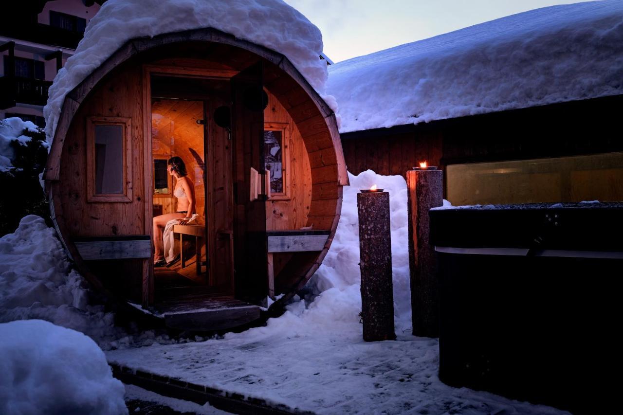 Hotel Nele Ziano Di Fiemme Luaran gambar